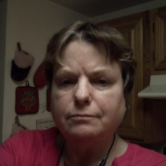 Meet your Posher, Katherine - Picture 1 of 1